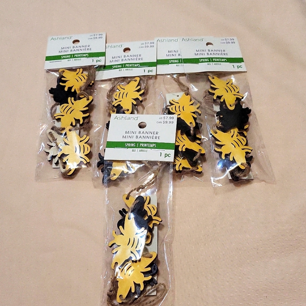 5 Mini Bee Banners